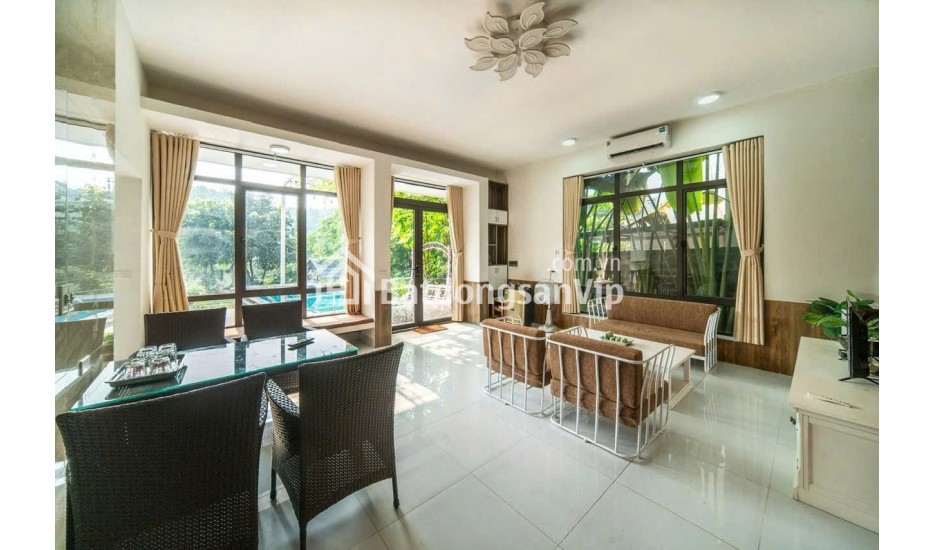 Bán gấp Siêu phẩm nghỉ dưỡng Villa Lương Sơn  hơn 300m2 Full đồ, Bể bơi