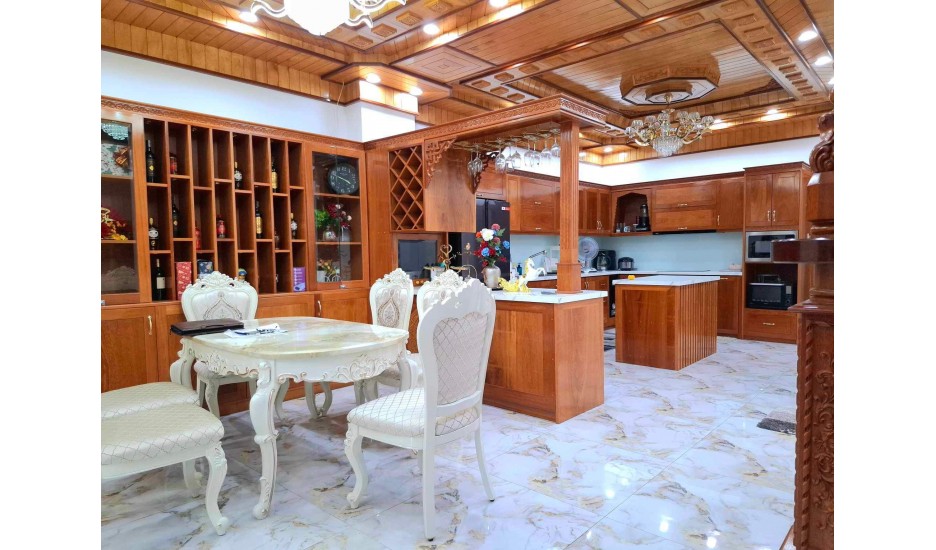 Đà Nẵng- Bán Villa mặt Sông, Mặt phố, Bể bơi, Khu quan chức giàu có 150m 20,5 tỷ