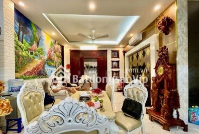 CHÍNH CHỦ BÁN NHÀ KHÂM THIÊN ĐỐNG ĐA 54M2, 5 TẦNG GIÁ14 TỶ