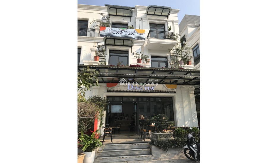 Hoa Hậu Vinhomes Riverside! Biệt thự thuộc dãy Shope house- khu VIP nhất Long Biên - Đoạn đẹp nhất phố Nguyễn Lam - Dòng tiền 70 triệu/ tháng