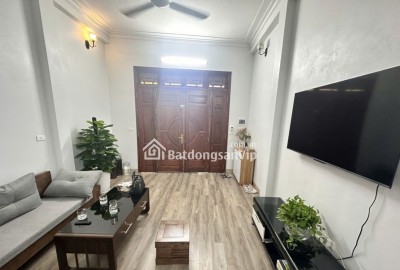 NHÀ 3 TẦNG CHỢ VẢI NINH HIẾP, ĐẤT VÀNG TRÙNG QUÁN, SĐCC, 3 NHÀ RA PHỐ Ô TÔ ĐỖ