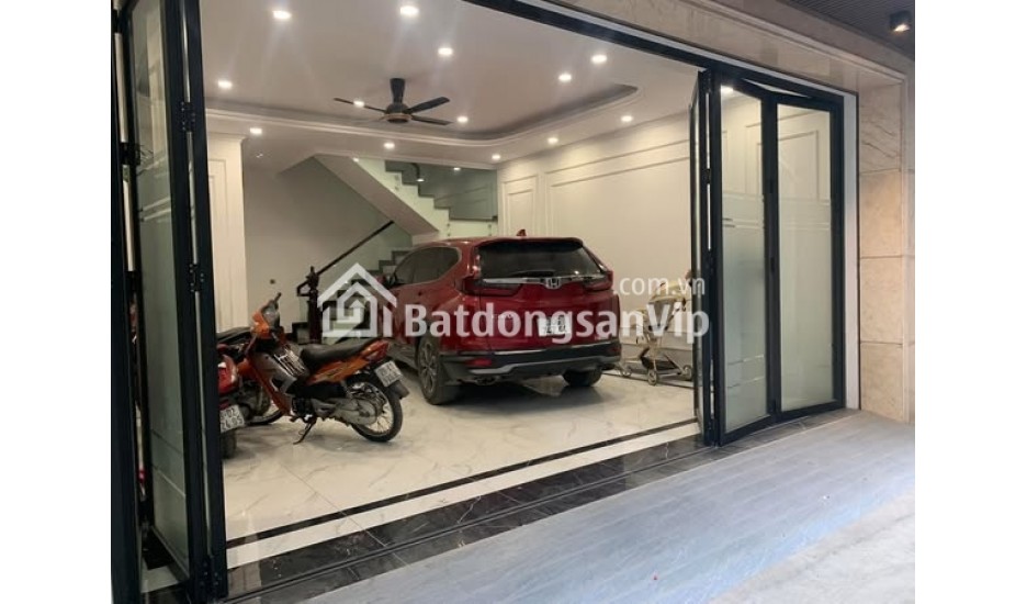 Nhà đẹp mang phong cách hiện đại,trẻ trung ,khu vực Long Biên ngõ thông  oto,có thể kinh doanh -tiện ích nhiều