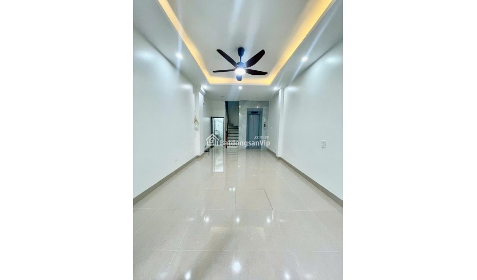 Nhà đẹp 6 tầng Thuý Lĩnh - THANG MÁY MỚI NHÀ ĐẸP - diện tích 40m2 hạ chào 200tr chỉ còn 5.7 tỷ