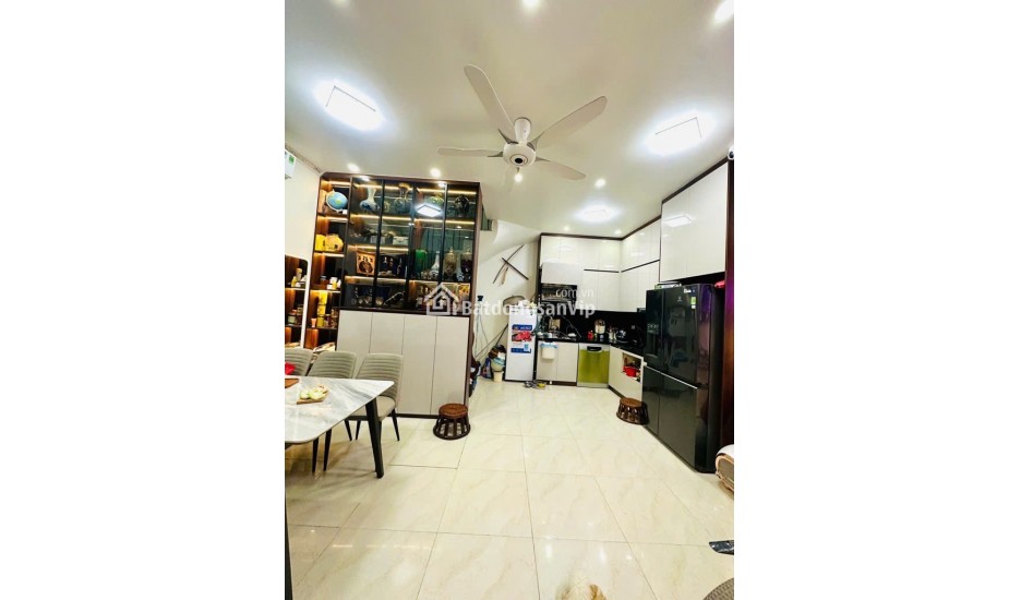 Nhà đẹp phố Nguyễn Chính 6 TẦNG KINH DOANH ĐỈNH SỔ ĐỎ CHÓT giá chỉ 8.x tỷ