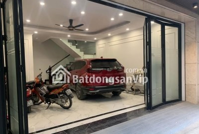 Nhà đẹp mang phong cách hiện đại,trẻ trung ,khu vực Long Biên ngõ thông  oto,có thể kinh doanh -tiện ích nhiều