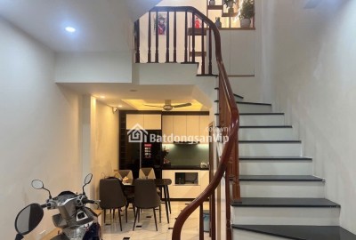 B.á.n nhà Tổ 13, Mậu Lương, lô góc, full nội thất