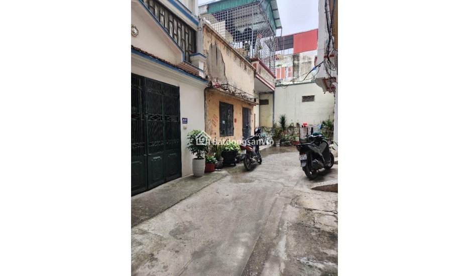 Bán Nhà Ngõ 400 KHƯơng đình ạ