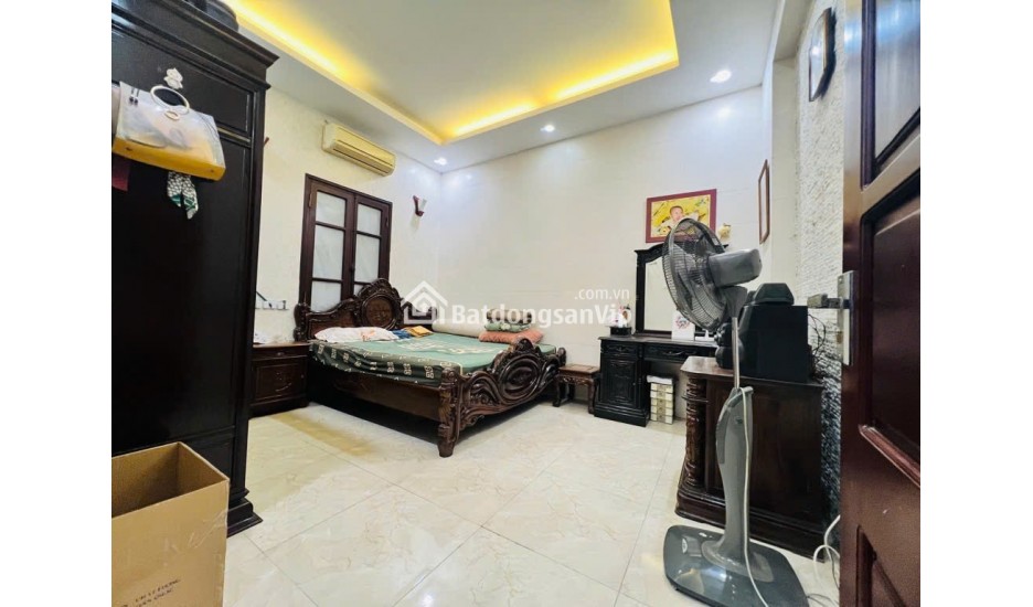 BÁN SIÊU PHẨM LÔ GÓC NGUYỄN VĂN HUYÊN – OTO TRÁNH – VỈA HÈ – KINH DOANH ĐỈNH