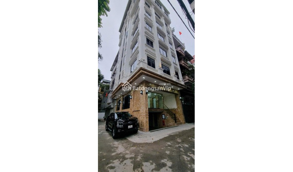 Bán Phố Hoàng Quốc Việt, 9 tầng thang máy-  doanh thu 200 triệu/ tháng,  110m2, 53 tỷ