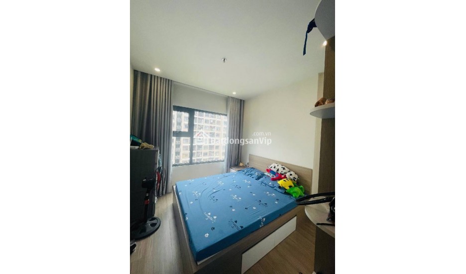 Bán gấp chung cư Vinhomes Oceanpark 1 - DT 55 m2 - 2N 1WC - Có sổ đỏ, ở ngay - Giá 3,95 tỷ