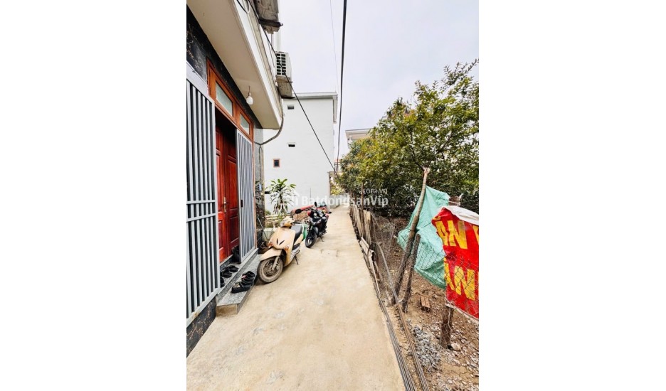 NHÀ MỚI ĐẸP Ở NGAY – LÔ GÓC 3 MẶT THOÁNG – GẦN Ô TÔ – KHU DÂN TRÍ CAO – TẦM TIỀN HIẾM NHÀ