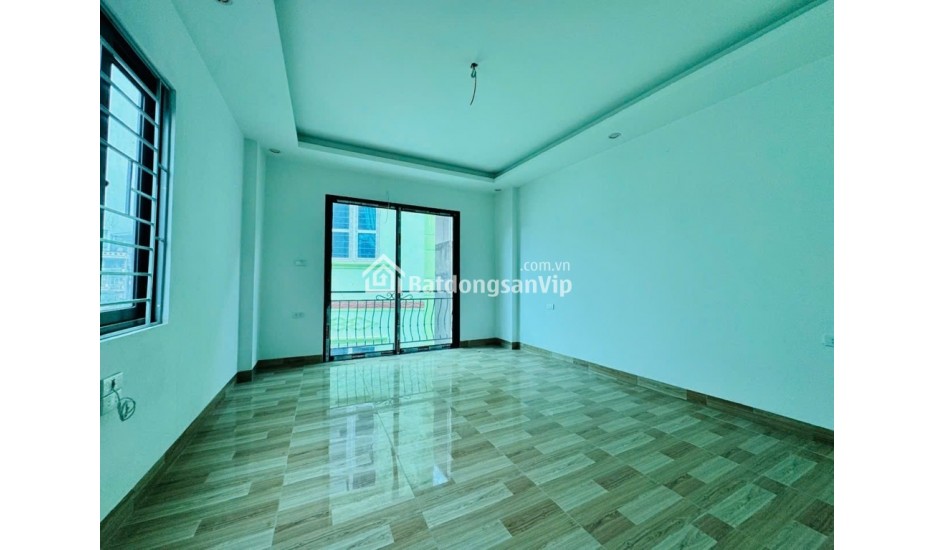 NHÀ MỚI ĐẸP Ở NGAY – LÔ GÓC 3 MẶT THOÁNG – GẦN Ô TÔ – KHU DÂN TRÍ CAO – TẦM TIỀN HIẾM NHÀ