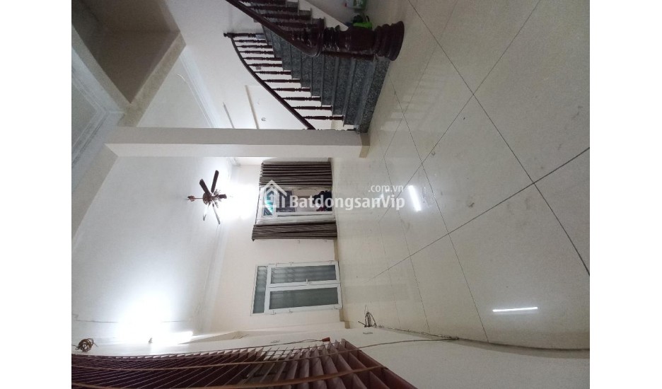 Bán nhà TDP Bình Minh, tt Trâu Quỳ - DT 135 m2, MT 6.5m - Sẵn nhà 3 tầng - Giá 12,8 tỷ