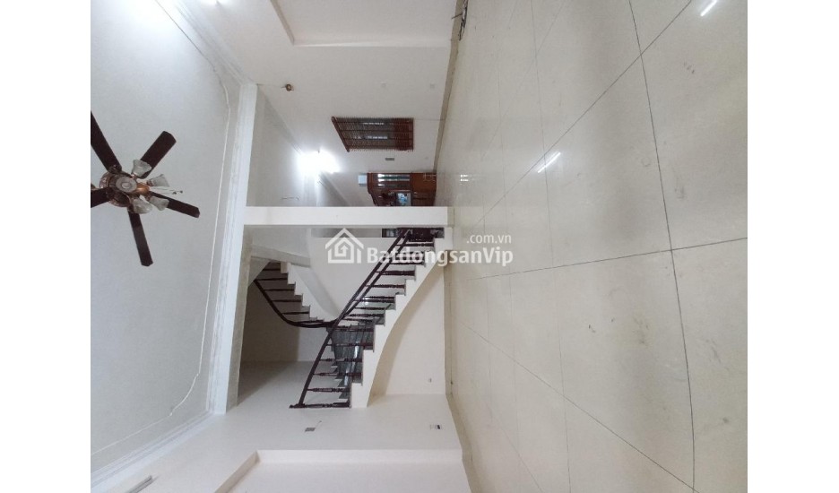 Bán nhà TDP Bình Minh, tt Trâu Quỳ - DT 135 m2, MT 6.5m - Sẵn nhà 3 tầng - Giá 12,8 tỷ