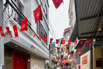 NHÀ LAI XÁ – Ô TÔ TRÁNH – KINH DOANH NHỎ – NGÕ THÔNG TỨ TUNG