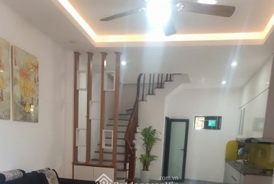 NHÀ MỚI ĐẸP Ở NGAY – LÔ GÓC 3 MẶT THOÁNG – GẦN Ô TÔ – KHU DÂN TRÍ CAO – TẦM TIỀN HIẾM NHÀ