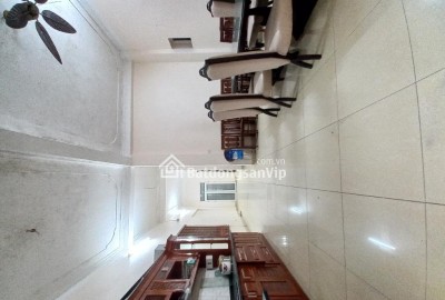 Bán nhà TDP Bình Minh, tt Trâu Quỳ - DT 135 m2, MT 6.5m - Sẵn nhà 3 tầng - Giá 12,8 tỷ