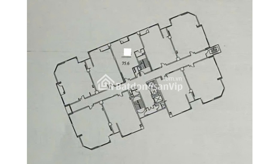 Bán căn chung cư 2 ngủ, tòa C18, ngõ 655 Lạc Long Quân