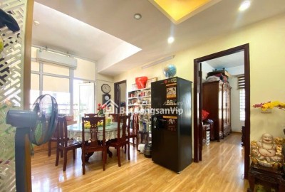 Bán căn hộ Chung cư C18,ngõ 655 Lạc Long Quân (Cạnh Quận ủy Tây Hồ cũ)