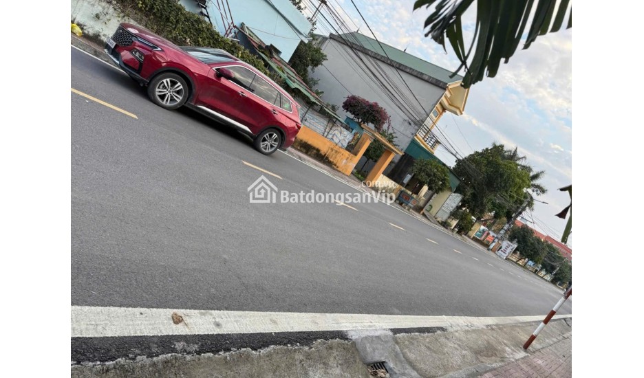 Bán Lô Đất Trục Chính Kinh Doanh Vsip MT 6m Gía RẺ