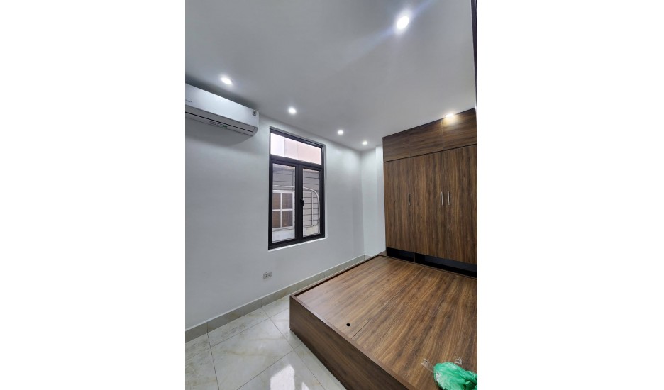 BÁN NHÀ TẠI ĐA SỸ -HÀ ĐÔNG